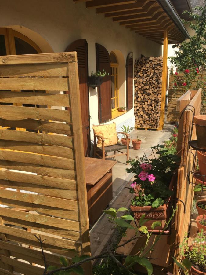 Charmant Appartement Sur Cour, Le Berlingott Bagnères-de-Bigorre Exteriör bild